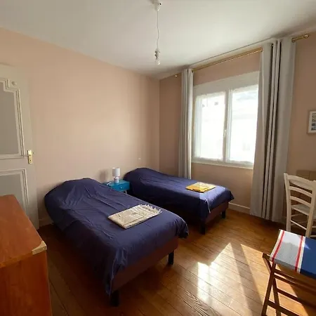 Maison Entre Marché Et Plages De Casa vacanze *