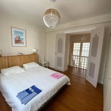 Maison Entre Marché Et Plages De Royan